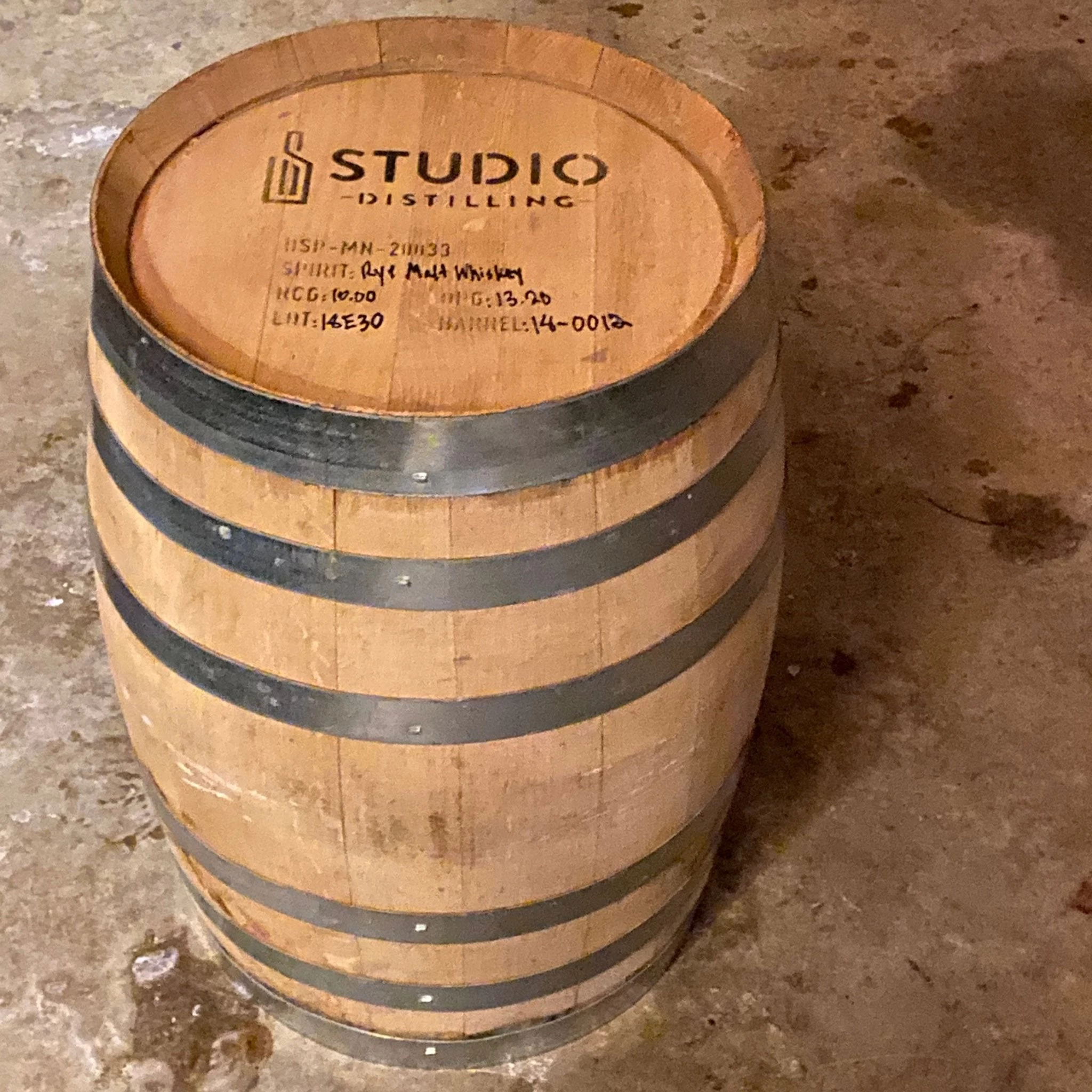 Studio Distilling - Bourbon And Rye Whiskey 10 Gallon Barrels 5 Studio Distilling - Bourbon And Rye Whiskey 10 Gallon Barrels - Image 5